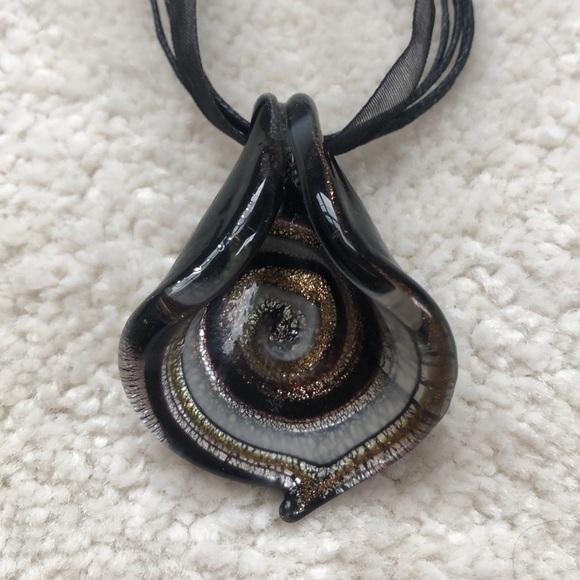Jewelry - GlassBlown Pendant with Ribbon/Leather Strap Necklace